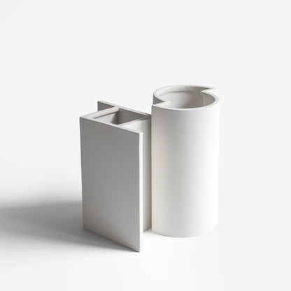 Rook Vase | White
