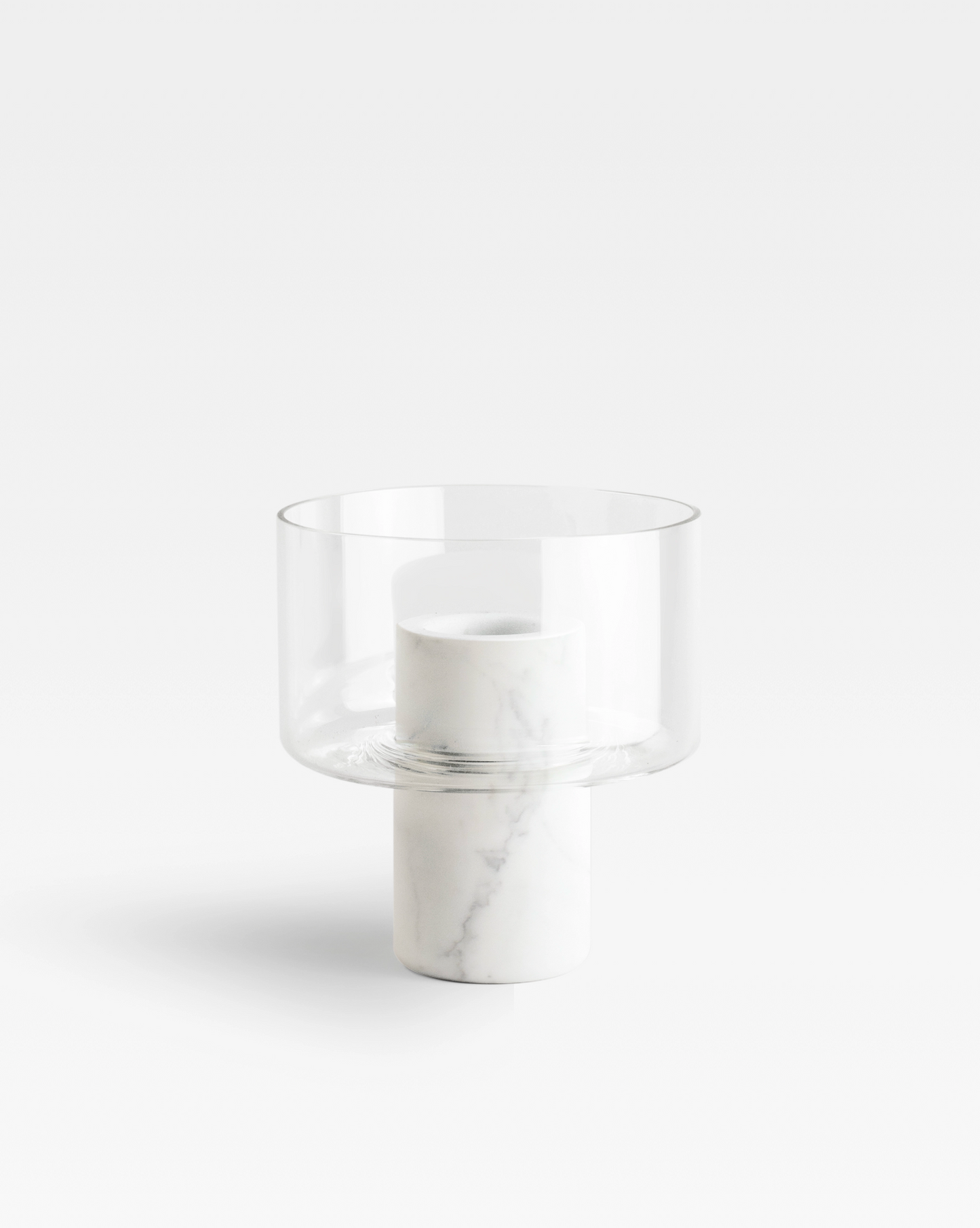 Sophisticated Abito vase in handblown glass and white statuario marble