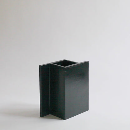 Rook Vase | Black