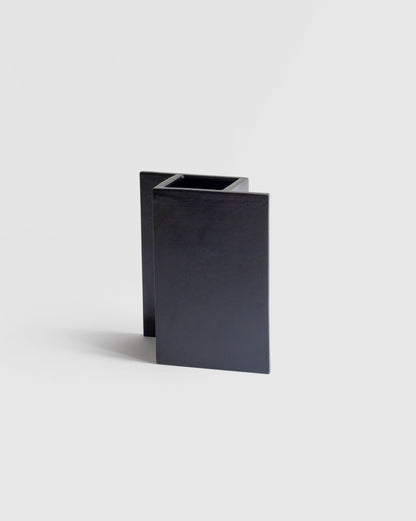 Modern matte black Rook Vase designed by artist Sara Khamisi