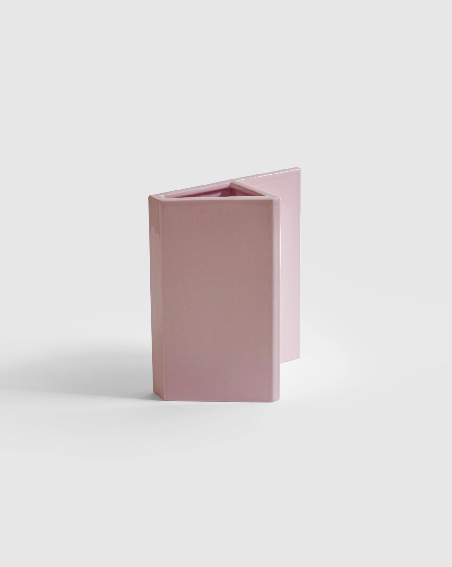 Handcrafted pink Knight Vase, showcasing a minimalist design.