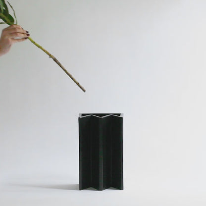 Video of the Modern matte black King Vase by Sandro Lopez Milano.